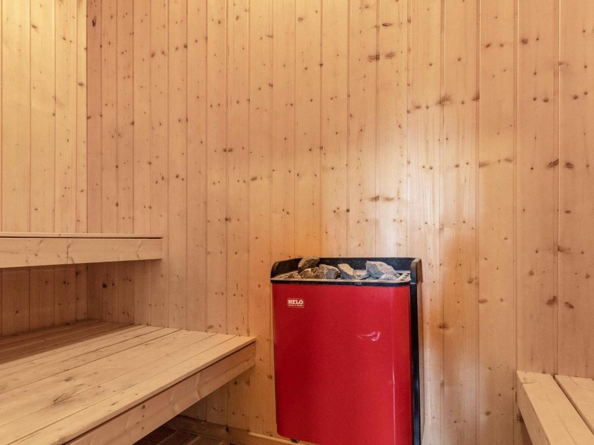 8 Person Holiday Home In Fåborg Екстериор снимка